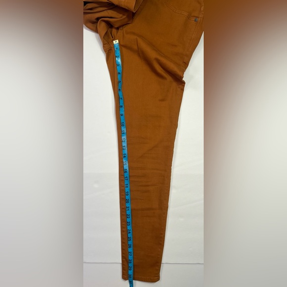 Madewell 9" Mid-Rise Skinny Jeans Button-Front Edition - burnt sienna, size 30T - Picture 11 of 15